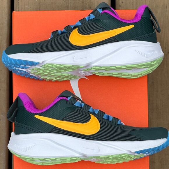 NEW Nike Little Kid Unisex Star Runner 4 NN Casual Sneaker - Size Youth 11C - Picture 6 of 8